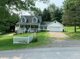 101 Madonna Ln, Follansbee, WV 26037