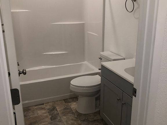 3rd image of 413 E 8th Ave #3-1-2