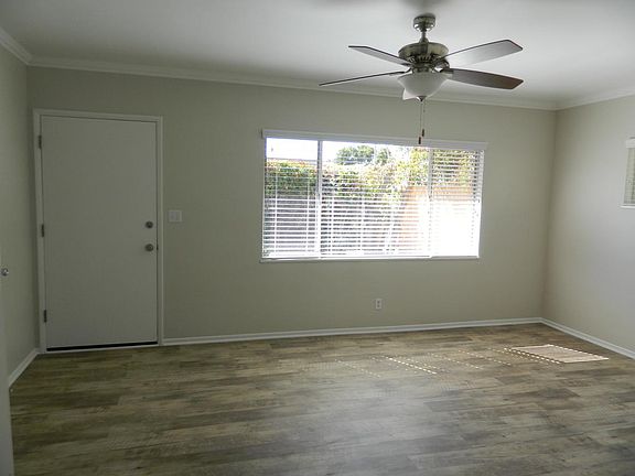 3rd image of 1789 Laurel Ave