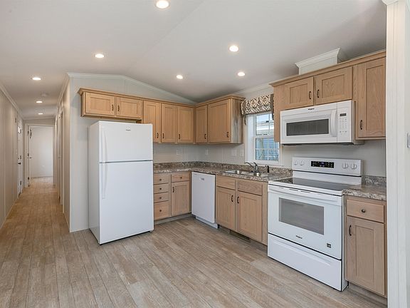 3rd image of 53 Brookwood Drive