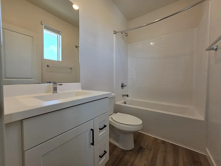 312 N Palm Ave #304 — Photo 13