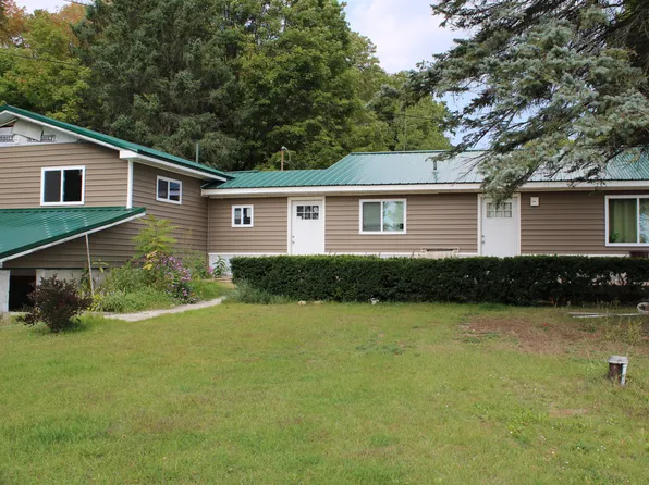 2117 E Miller Rd, Fairview, MI 48621