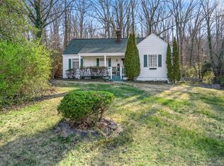 1511 Valley View Rd, New Albany, IN 47150