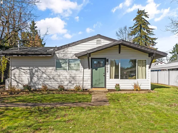 11737 NE Brazee St, Portland, OR 97220