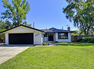 2917 Naples St, Sacramento, CA 95826