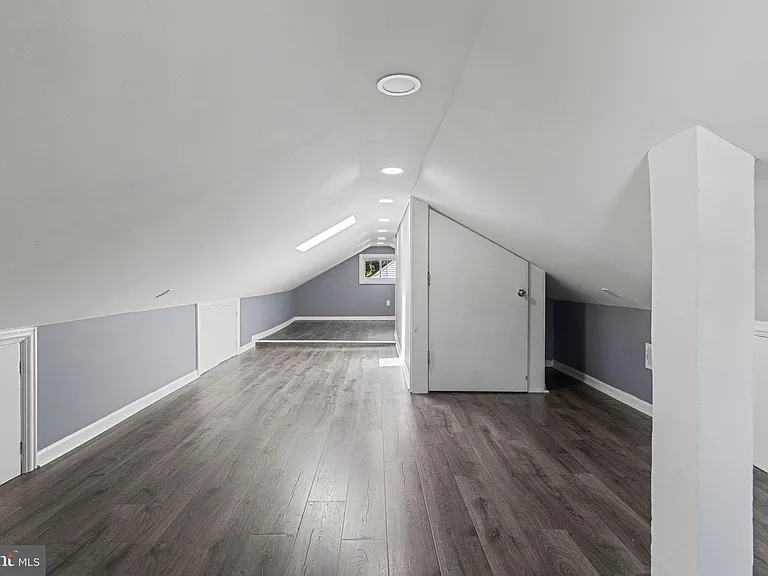 8030 New Riggs Rd — Photo 25