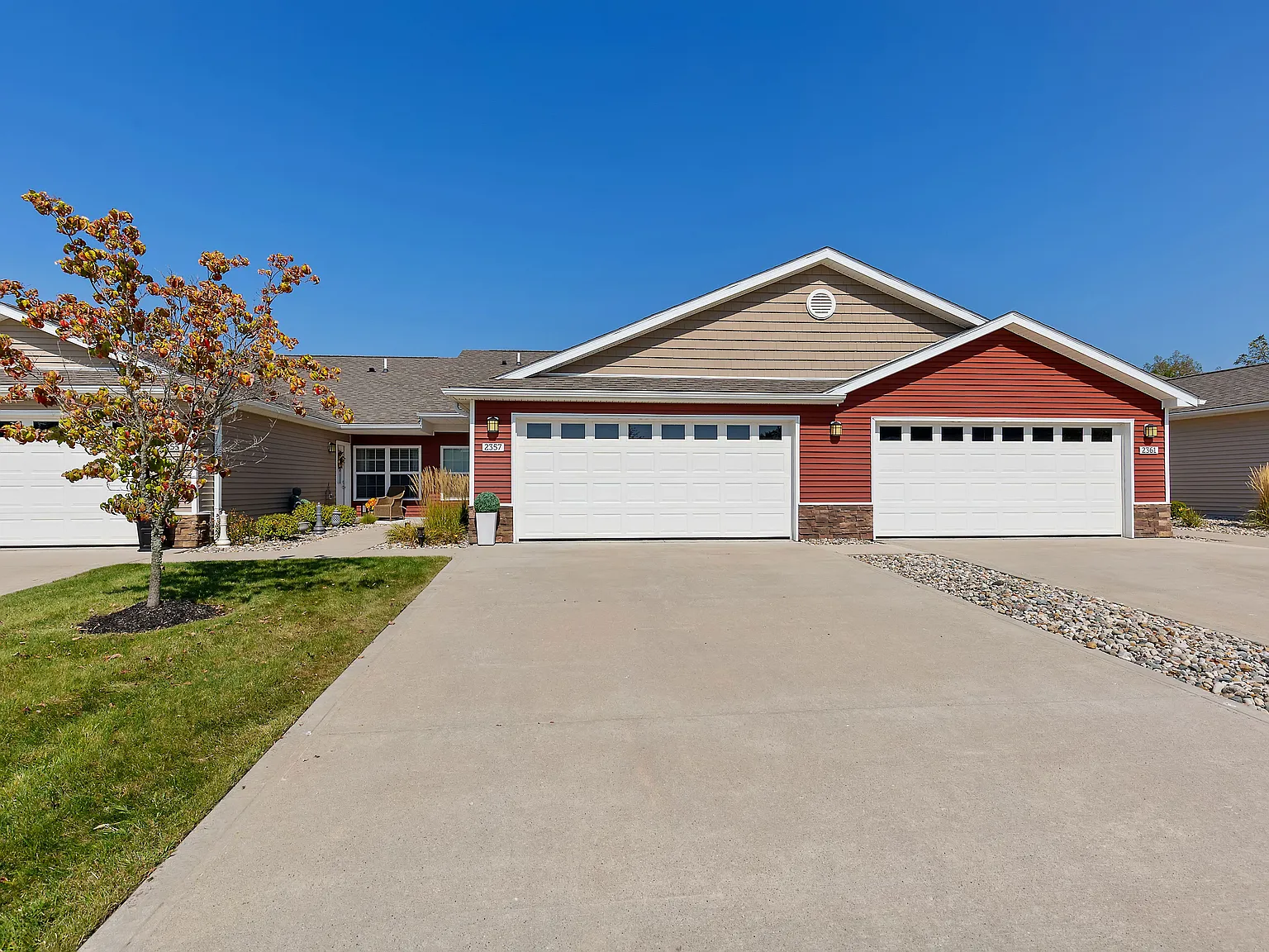 Redwood Grand Blanc — Photo 3