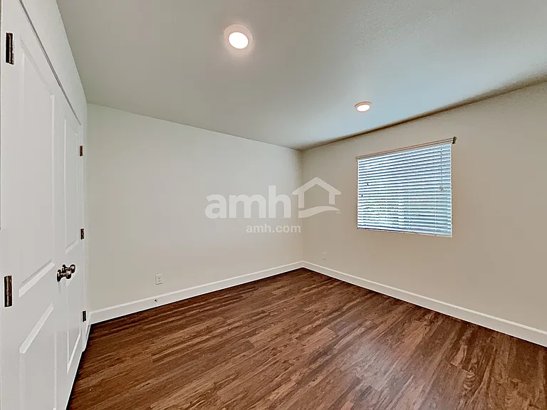 5321 Klinker Brick St — Photo 11