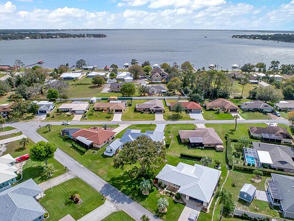 5th image of 1819 Pasco Dr
