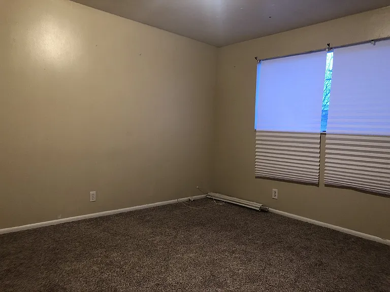 838 S Roberta St #6 — Photo 7