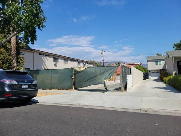2310 N Catalina St, Burbank, CA 91504