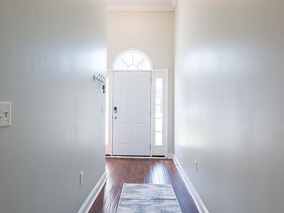 2nd image of 3867 Napa Dr