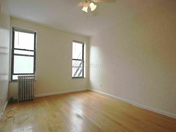 3rd image of 87 Graham Ave #13C