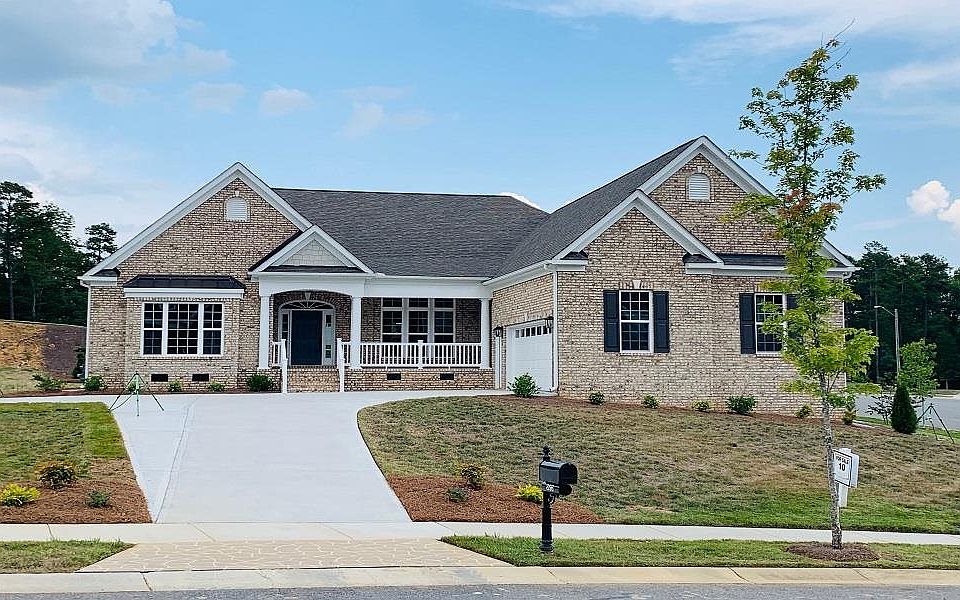 Overbrook Manor, Move-in ready ranch