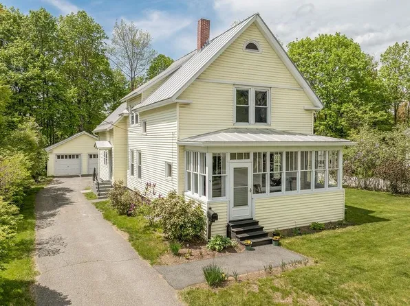 9 Pearl Street, Lebanon, NH 03784