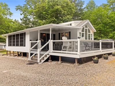 13 Newberry Ln, Hope Valley, RI, 02832