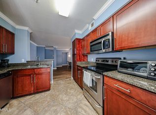 2025 E Campbell Ave APT 327, Phoenix, AZ 85016