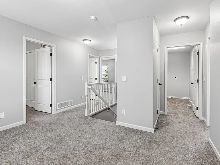 15915 Filmore Cir — Photo 25