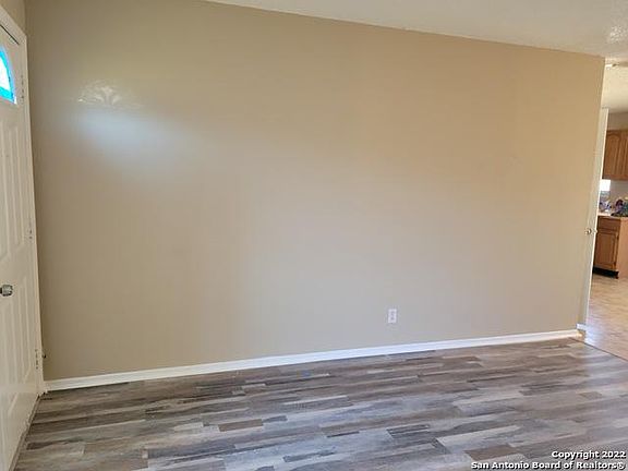 3rd image of 12222 Lucky Oaks St