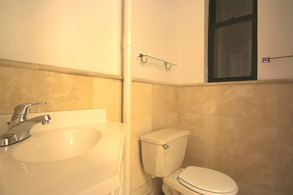 Rented by FirstService Realty (legacy) | media 11