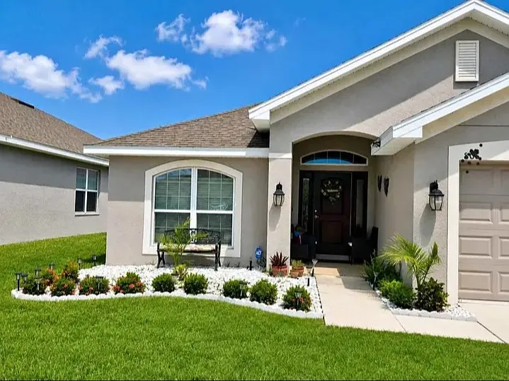 Landmark Hills Dr