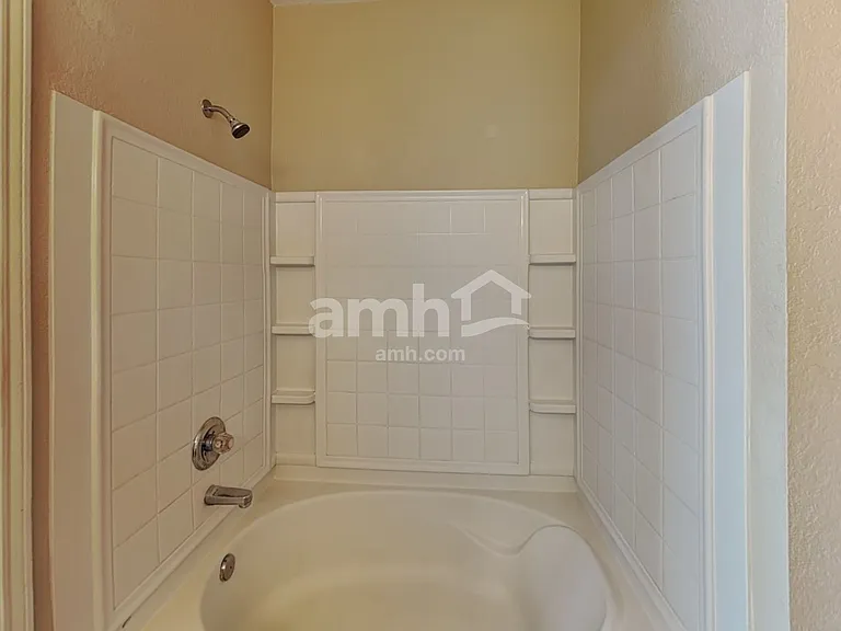 2623 Basswood Dr — Photo 13