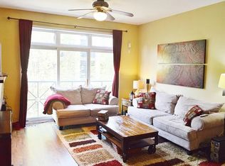 2117 W Rice St APT 2W, Chicago, IL 60622