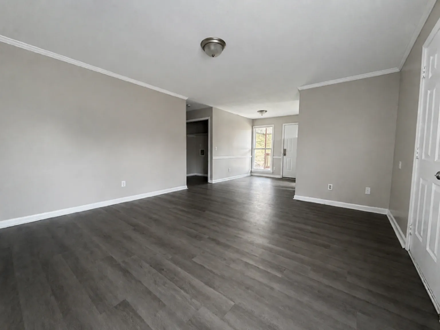 4144 Bonnell Drive - 2 Bedroom | 2 Bathroom — Photo 3