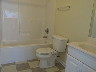 4th image of 1030 Grubbs Ave #1038102