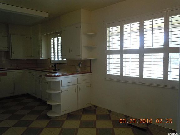 5th image of 1685 El Capitan Dr