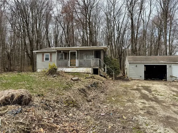 7305 Stoddard Hayes Rd, Farmdale, OH 44417
