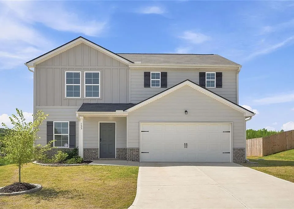 133 Oxford Ln