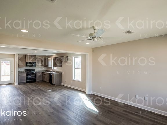 4th image of 155 Wexford Way