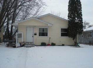1746 Iowa Ave E, Saint Paul, MN 55106