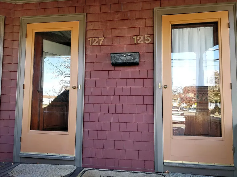 127 Central Ave — Photo 2