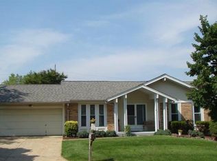 1506 Enwood Dr, Saint Peters, MO