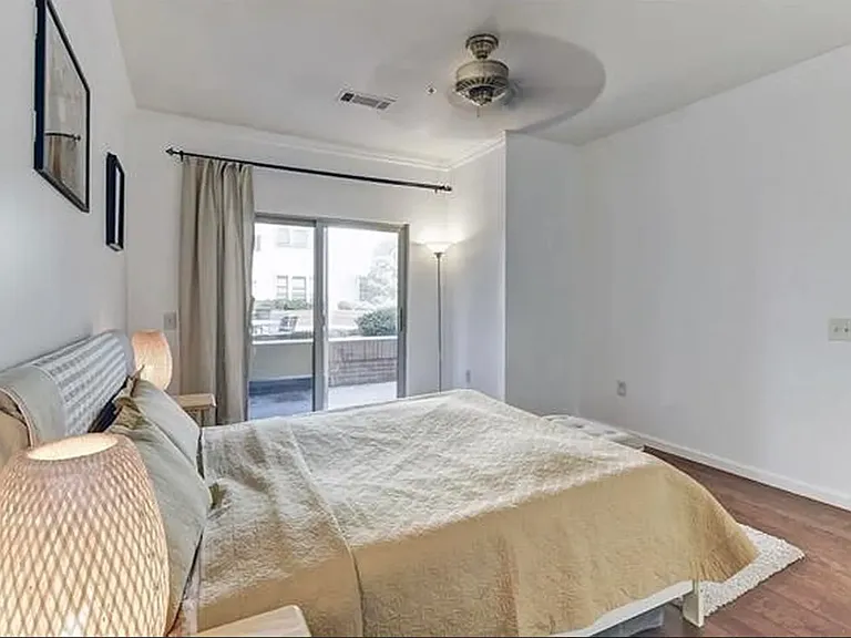 15 Warren St #335 — Photo 7