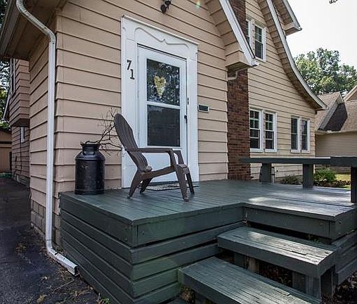 3rd image of 71 Harcourt Dr