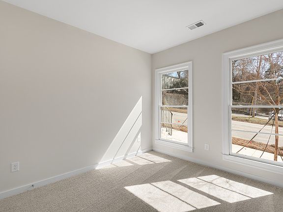 Ground floor Bedroom or Office Space