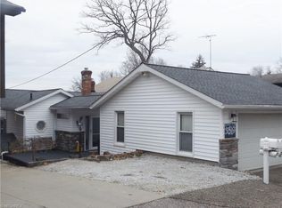 3819 Bay Path Dr, Akron, OH 44319