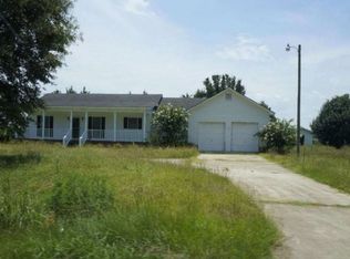 8815 Calhoun Rd, Pinehurst, GA 31070