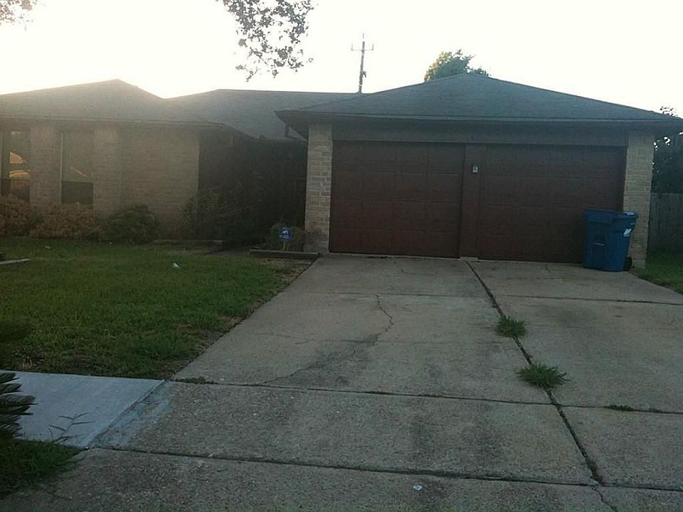1st image of 1822 Grand Park Dr