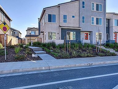 1st image of 2558 Natomas Crossing Dr