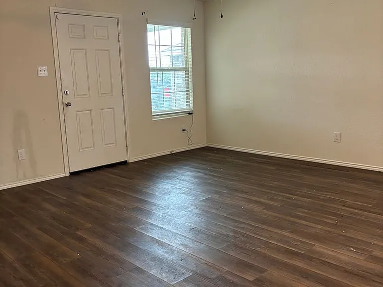5821 Brahma Trl — Photo 12