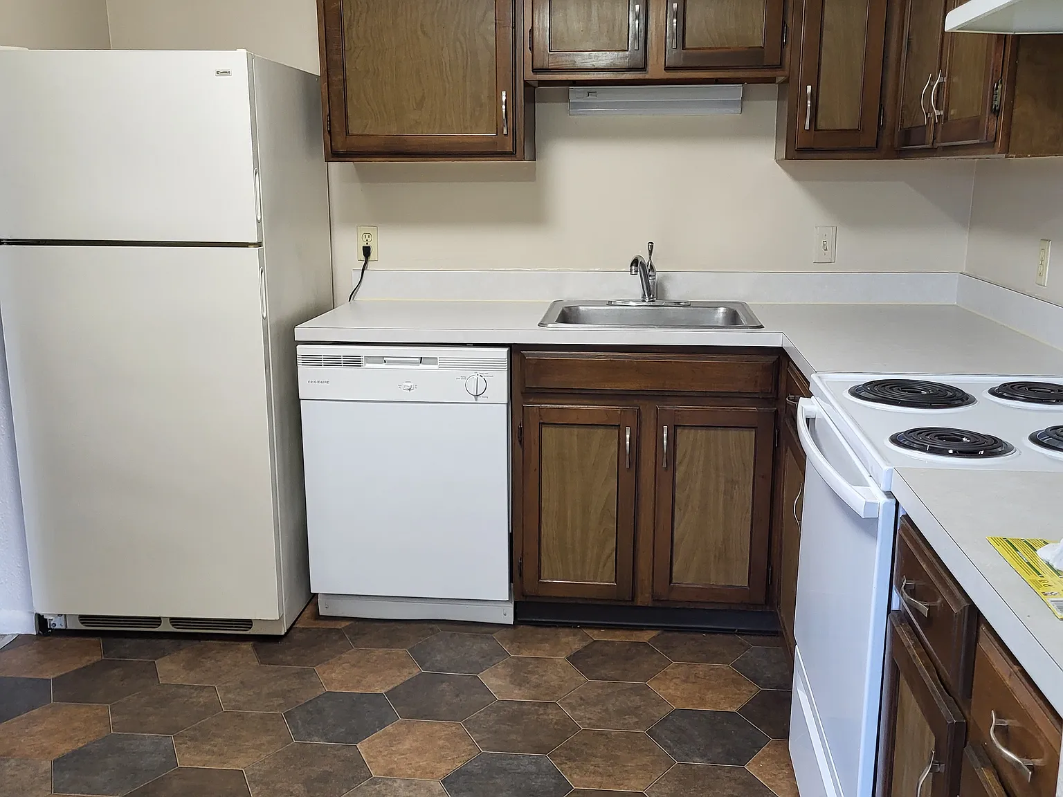 Village Terre Apartments — Photo 3