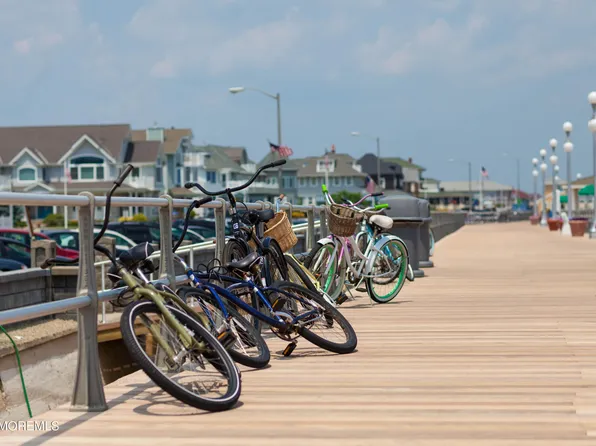 15 Garfield Ave APT 205, Avon By The Sea, NJ 07717