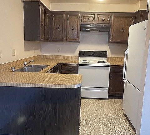 2nd image of 1263 Woodgate Ave APT 1