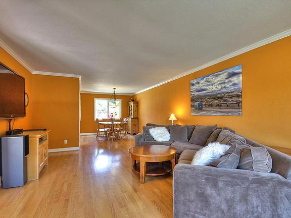 5th image of 15805 Edmund Dr