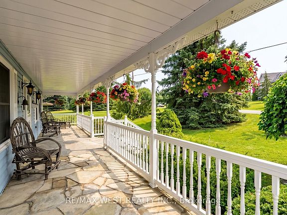 2nd image of 17 Forest Hill Dr