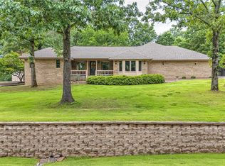 8553 Stoner Ln, Rogers, AR 72756